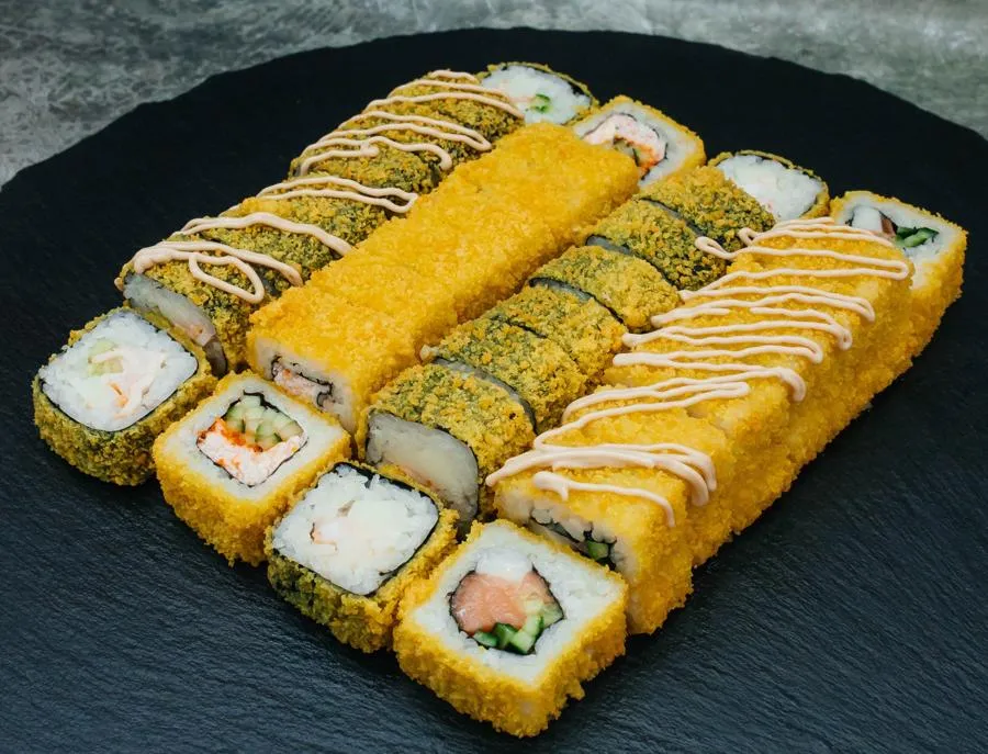 Pizza & Sushi